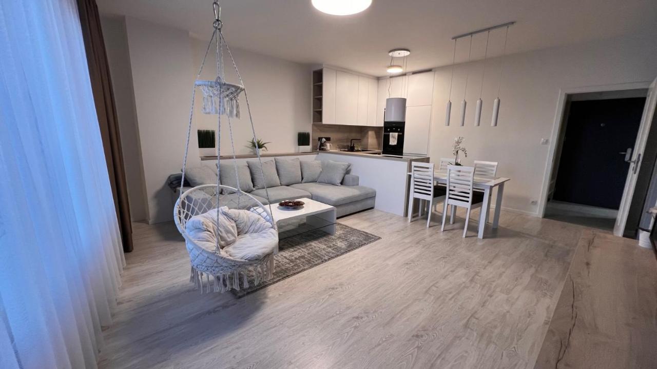 2 Room Apartment, With A View Of The Castle Bratislava Exterior foto